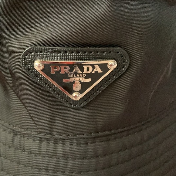 NWT PRADA bucket hat - med - Picture 2 of 4